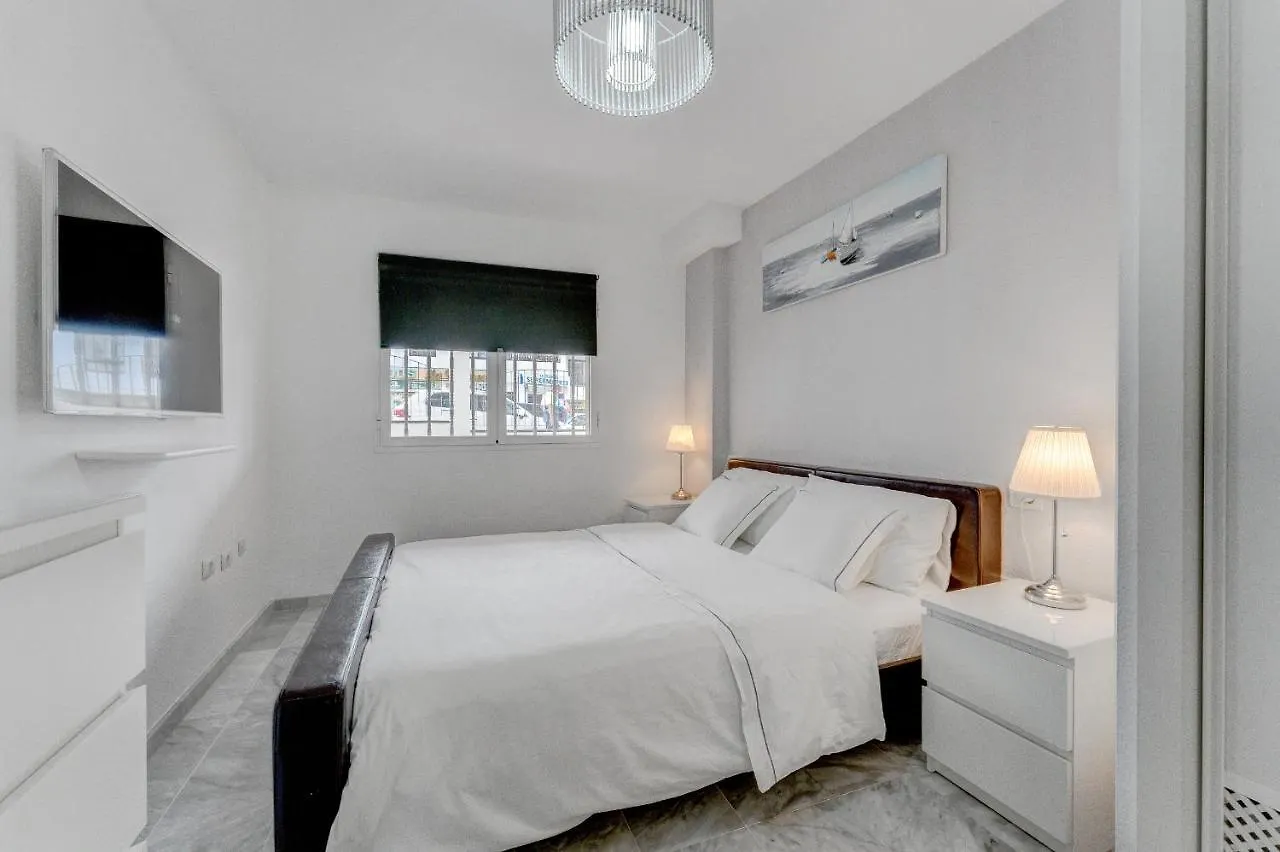 Heated Pool Stylish 3 Bedrm Apartment Los Cristianos 0*, 로스크리스티아노스 스페인
